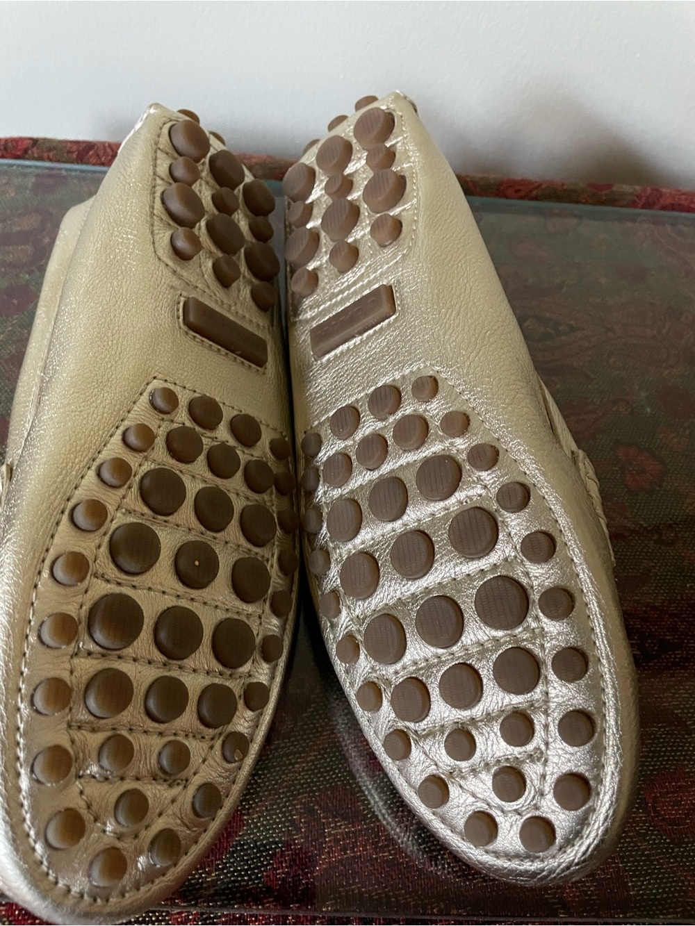 Coach Metallic Gold Women's Slip-On Loafers EUC size 7 - Picture 5 of 6